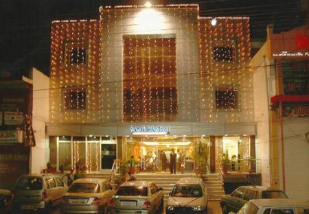 Moti Mahal Hotel And Restaurant Dehradun Ngoại thất bức ảnh